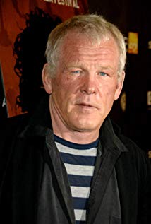How tall is Nick Nolte?